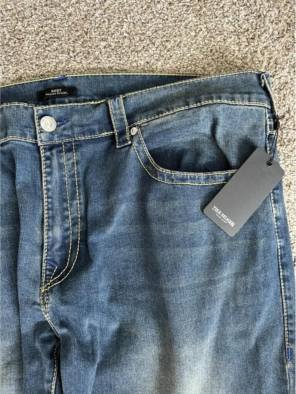 True Religion Ricky Big T Flap Medium Wash Relaxed Straight Jeans Men’s Size 46